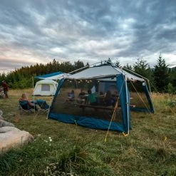 Eureka Northern Breeze 10 Screenhouse -Tents Camp Furniture Shop d9db6432 7440 49f9 812b 83ee03601cc1