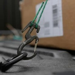 Nite Ize Figure 9 Carabiner Rope Tightener with 3.5mm Cord - Package of 2 -Tents Camp Furniture Shop ff9691d2 2b3e 4190 b833 1e96e50b2fbb
